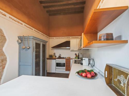 Kitchen, Detached villa in historic home, nestled in the quiet countryside in Stagno Lombardo