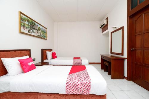 SUPER OYO Capital O 1644 Hotel Griya Kencana