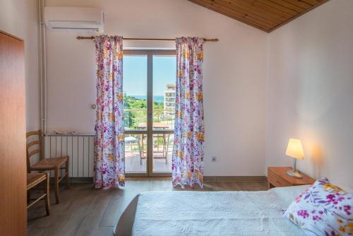 Apartmani Ivan Pula - image 2