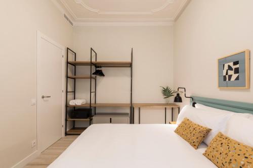 Aspasios Gracia Apartments - image 7