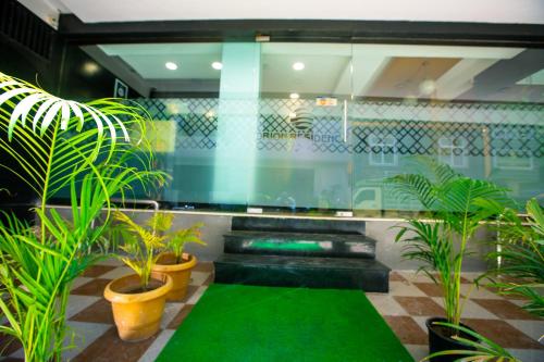 Bejárat, Orion Residency Hotel Near Chennai Central Railway station near Erőd Múzeum