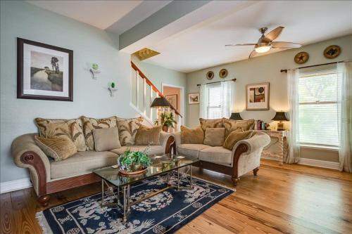 Anchor Inn - Unit 4 Apts - image 5