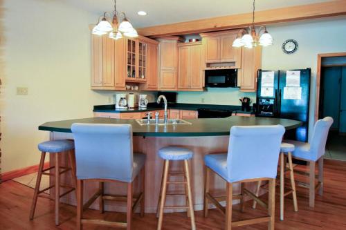 Marina Vista in Кеука Парк (Нью-Йорк)