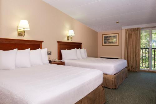 White River Inn & Suites