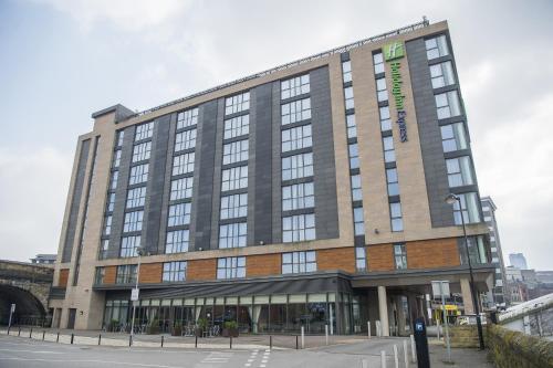 Holiday Inn Express Sheffield City Centre by IHG Hotel de charme holiday inn royal victoria