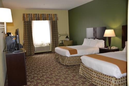 Holiday Inn Express Hotel & Suites Dumas - Dumas, TX TX 79029