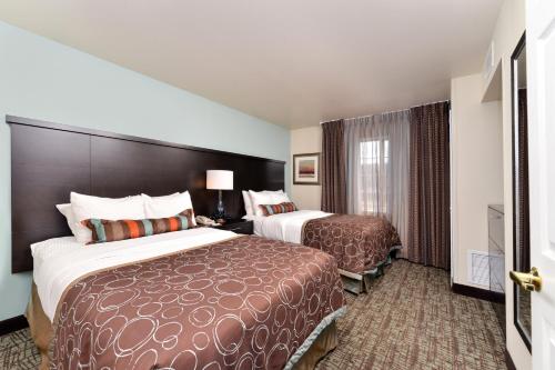 Staybridge Suites Sioux Falls At Empire Mall Hotel