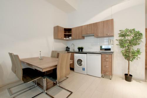 St. King 1 by Hi5 Apartments 1