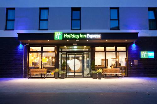 Holiday Inn Express Frankfurt Airport - Raunheim an IHG Hotel - image 7