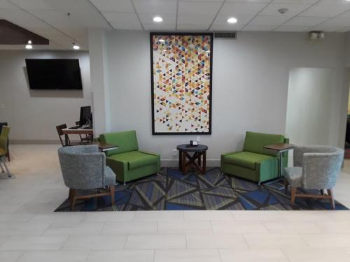 Holiday Inn Express Easton