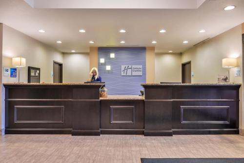 Holiday Inn Express & Suites Emporia Northwest by IHG in Emporia, USA