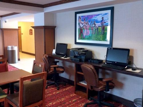 Holiday Inn Express & Suites Greenville, an IHG Hotel