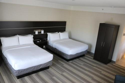 Holiday Inn Express Hotel & Suites El Dorado Hills an IHG Hotel - image 3