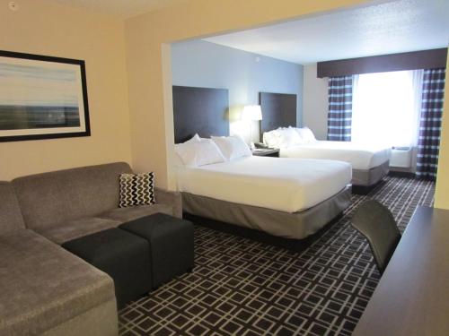 Holiday Inn Express Le Claire Riverfront-Davenport