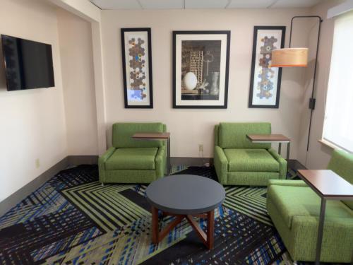 Holiday Inn Express Hotel & Suites Exmore-Eastern Shore, an IHG Hotel