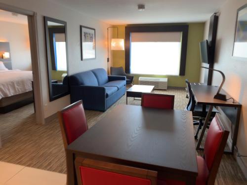 Holiday Inn Express Hotel & Suites Exmore-Eastern Shore, an IHG Hotel