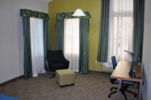 Holiday Inn Express Durham-UNH, an IHG Hotel