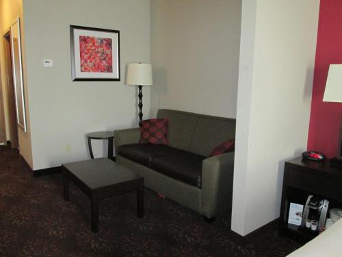 Holiday Inn Express Cloverdale - Greencastle, an IHG Hotel