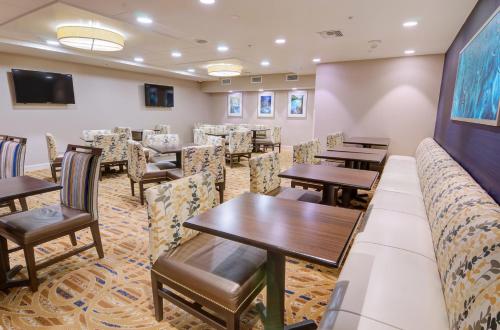Holiday Inn Gainesville-University Center by IHG