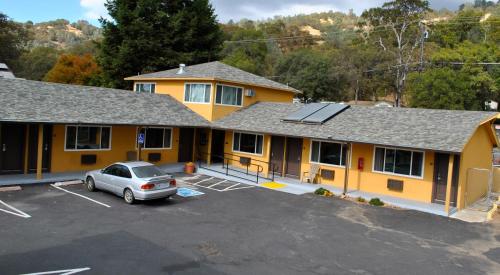 Lake Marina Inn - image 6