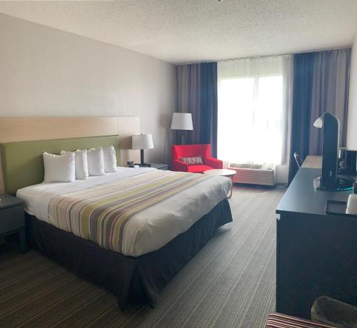 Sonesta Essential IAH Airport JFK Boulevard