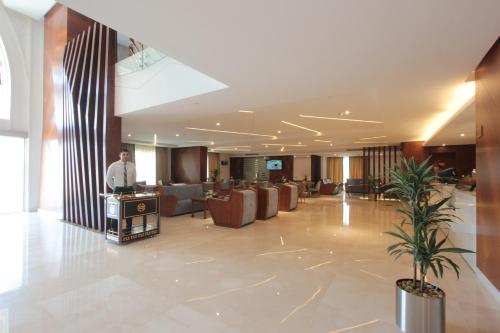 Taj Jeddah Hotel Apartment photo 2