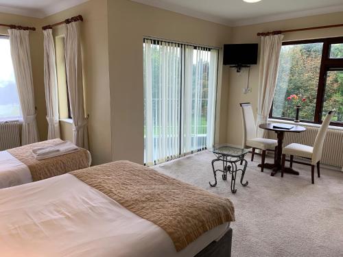 Fernhill Lodge Carrigaline in สนามบินคอร์ก