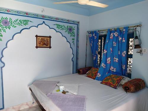 Deluxe Double Room image 10