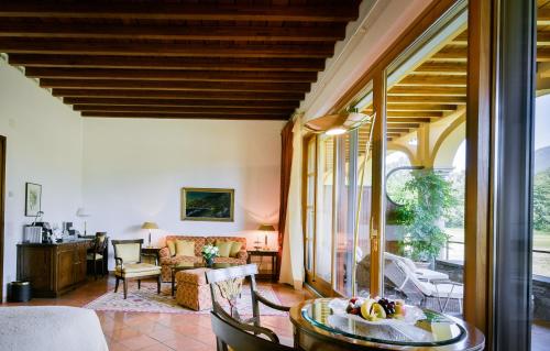 Retreat Loggia Suite