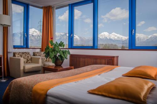 Garni Hotel Azul Hotel Azul is perfectly located for both business and leisure guests in Kranj. The property features a wide range of facilities to make your stay a pleasant experience. To be found at the hotel are 24