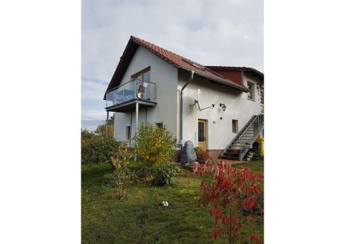 Ferienwohnung Lange mit Balkon ab 7 Jahren 2.2km von Pudagla entfernt