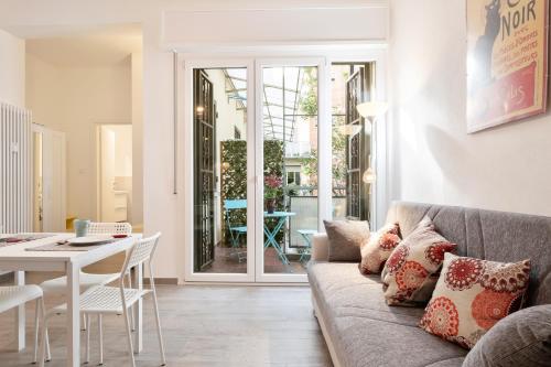  Giardini Margherita Monolocale con Balcone in Bologna