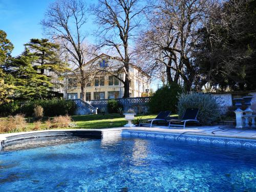 Manoir le Roure - Hôtel - Châteauneuf-du-Rhône