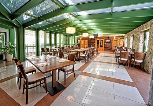 Hotel Modrzewiowka in Lanckorona