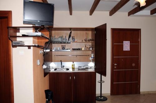 Konyha, Guesthouse To Fragma in Lithotopos