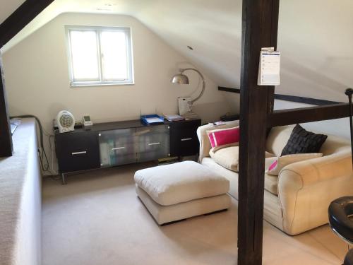 Castle Mill Bed and Breakfast Dorking Room Type - Deluxe Double Room with Bath