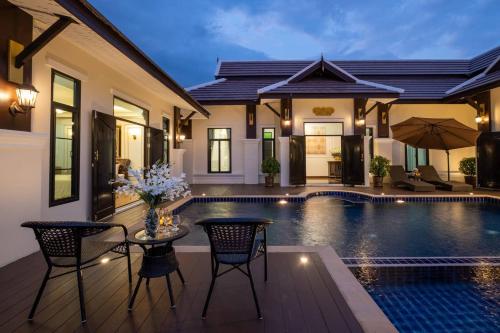 Lanna Kamin Pool Villa Airport