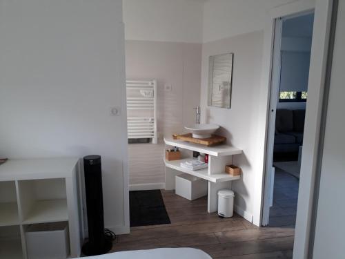 Guestroom, Appartement Lumineux & Chaleureux a Flavin. in Laguiole