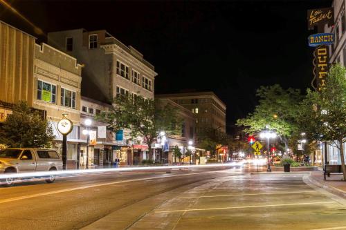 Holiday Inn Casper East - McMurry Park