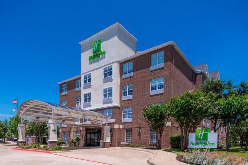 Holiday Inn and Suites Addison an IHG Hotel - image 16