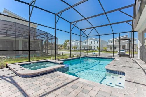 Superior 9 Bed Games Room Pool Spa Themed Rooms! Home - image 8