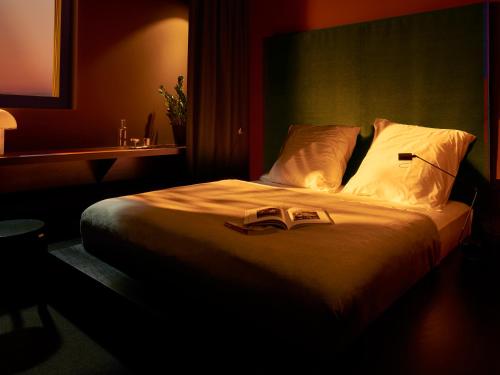room detail thumbnail 0