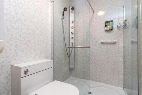 Estuary Lodge B&B - image 10