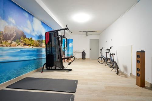 Studio Deluxe with Shared Roof Terrace - image 5