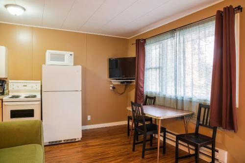 Konyha, Lakeview Motel in Christina Lake (BC)