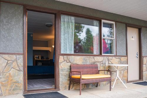 Létesítmények, Lakeview Motel in Christina Lake (BC)