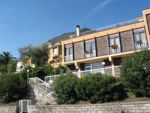 Entrance, Hotel Riviera Panoramic Green Resort in Limone sul Garda