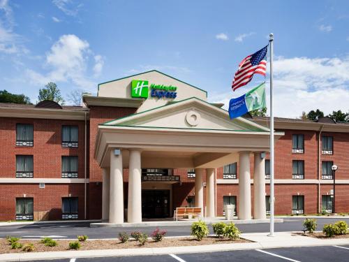 Holiday Inn Express Dayton, an IHG Hotel