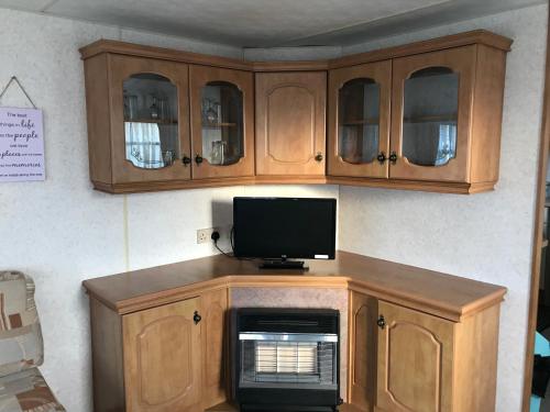 8 Berth on Coral Beach (Westmorland)