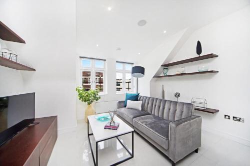 Kings Cross Studio by Flexy